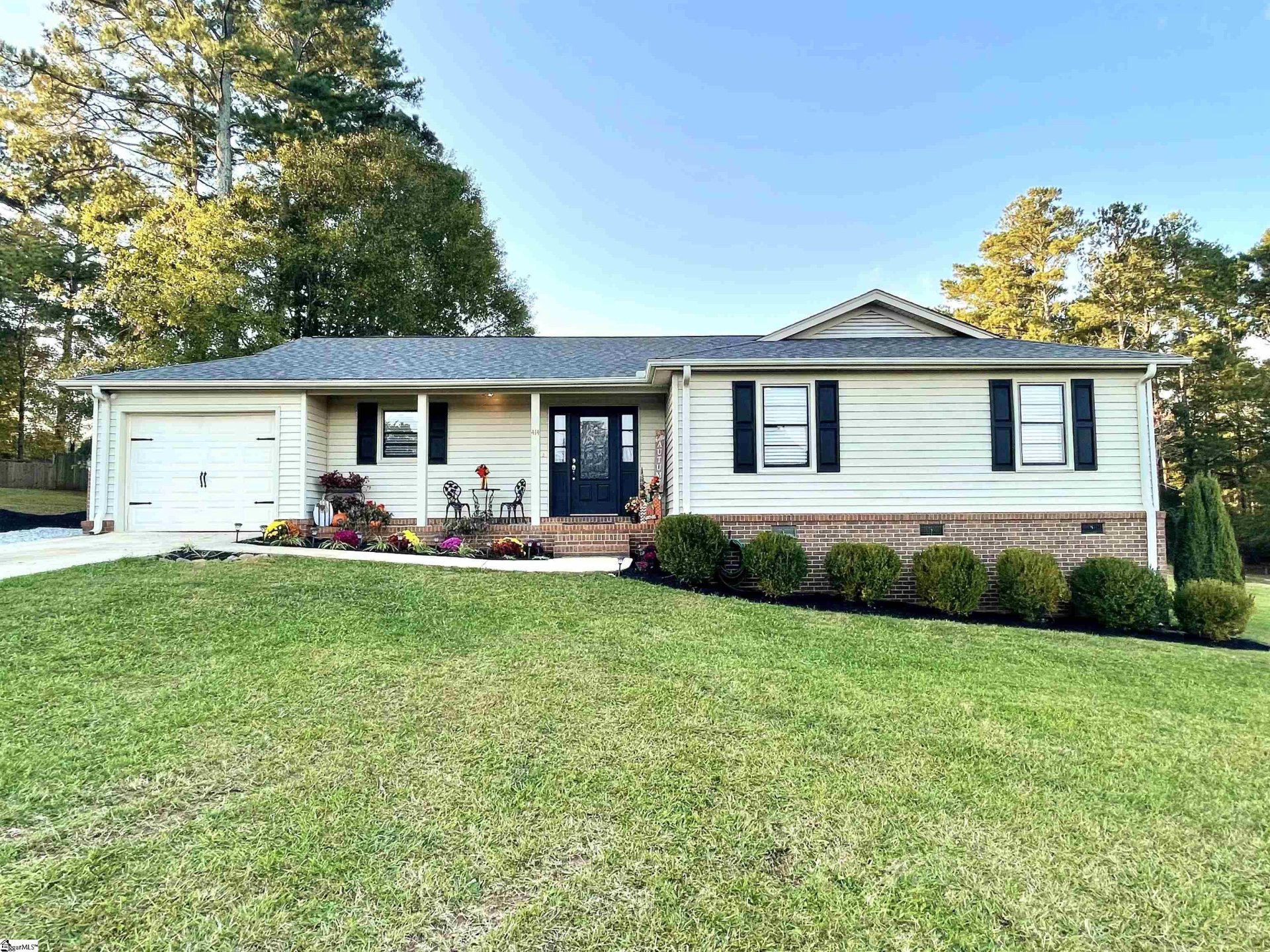 Property image 1 at 414 Wimberly Lane, Easley, SC 29642