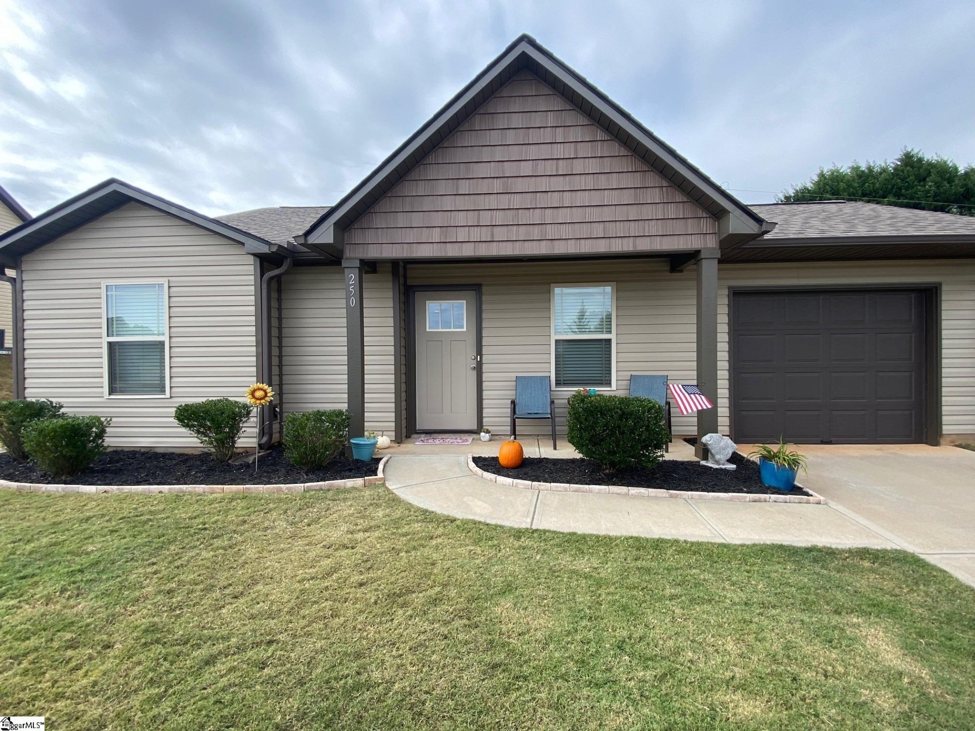 Property image 1 at 250 Ranier Drive, Inman, SC 29349