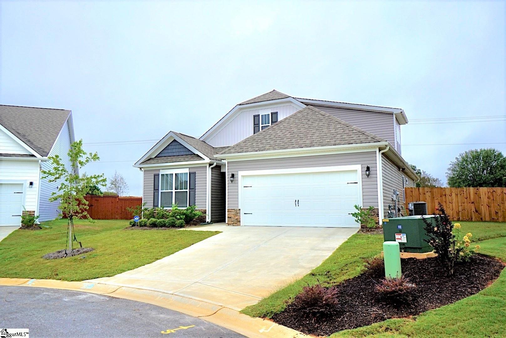 Property image 1 at 422 Linfield Court, Duncan, SC 29334