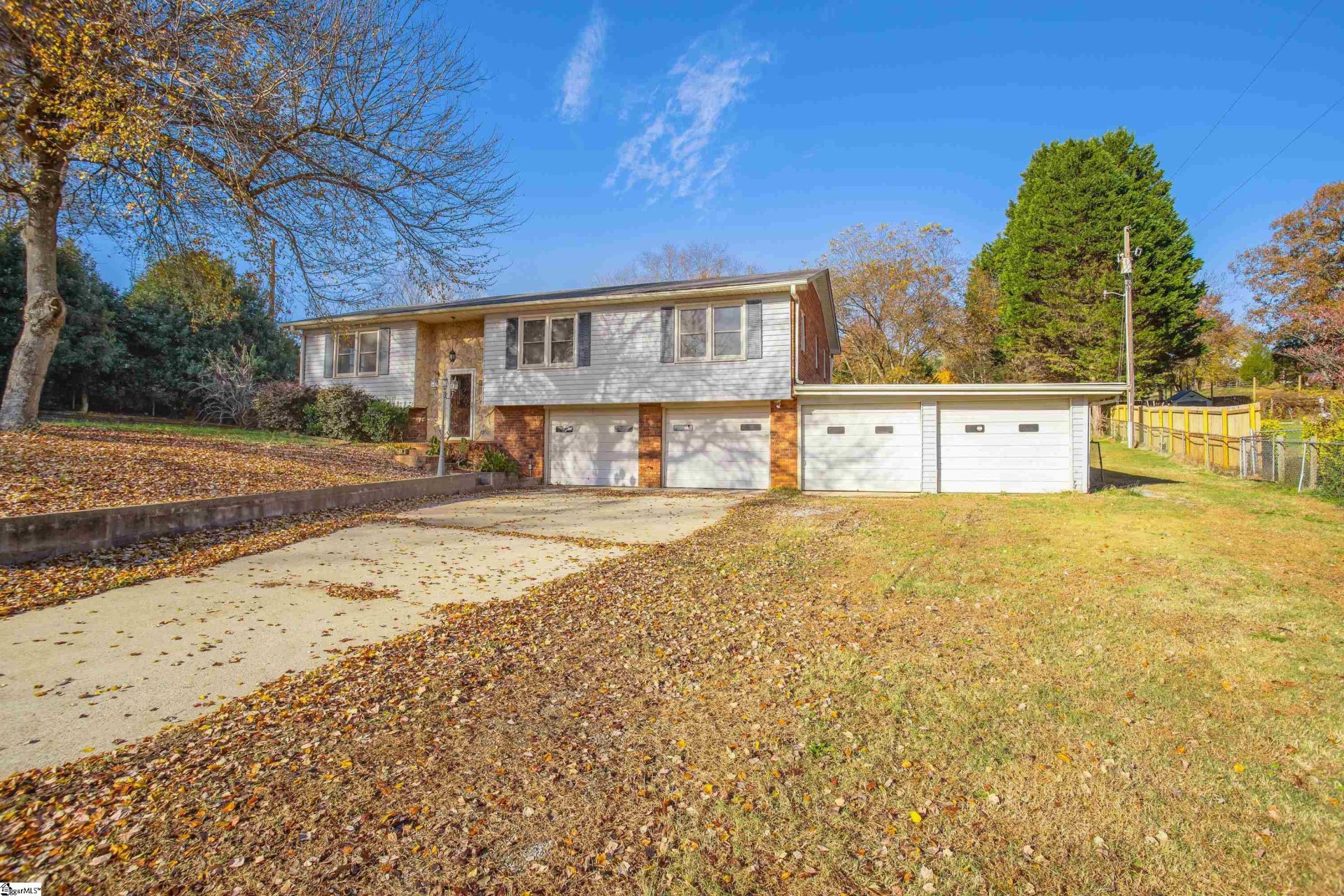 Property image 1 at 109 Bentwood Drive, Piedmont, SC 29673-7922