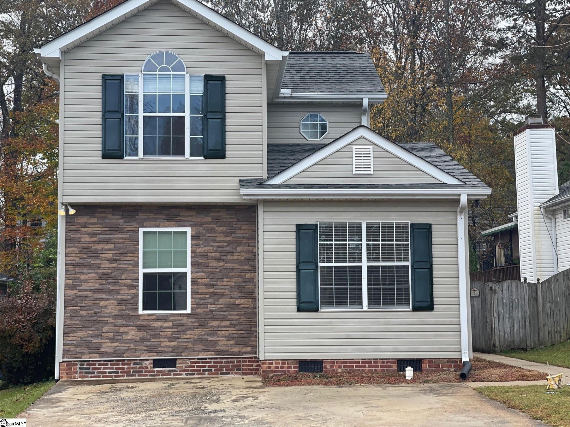 Property image 1 at 8 Lantern Lane, Greer, SC 29651