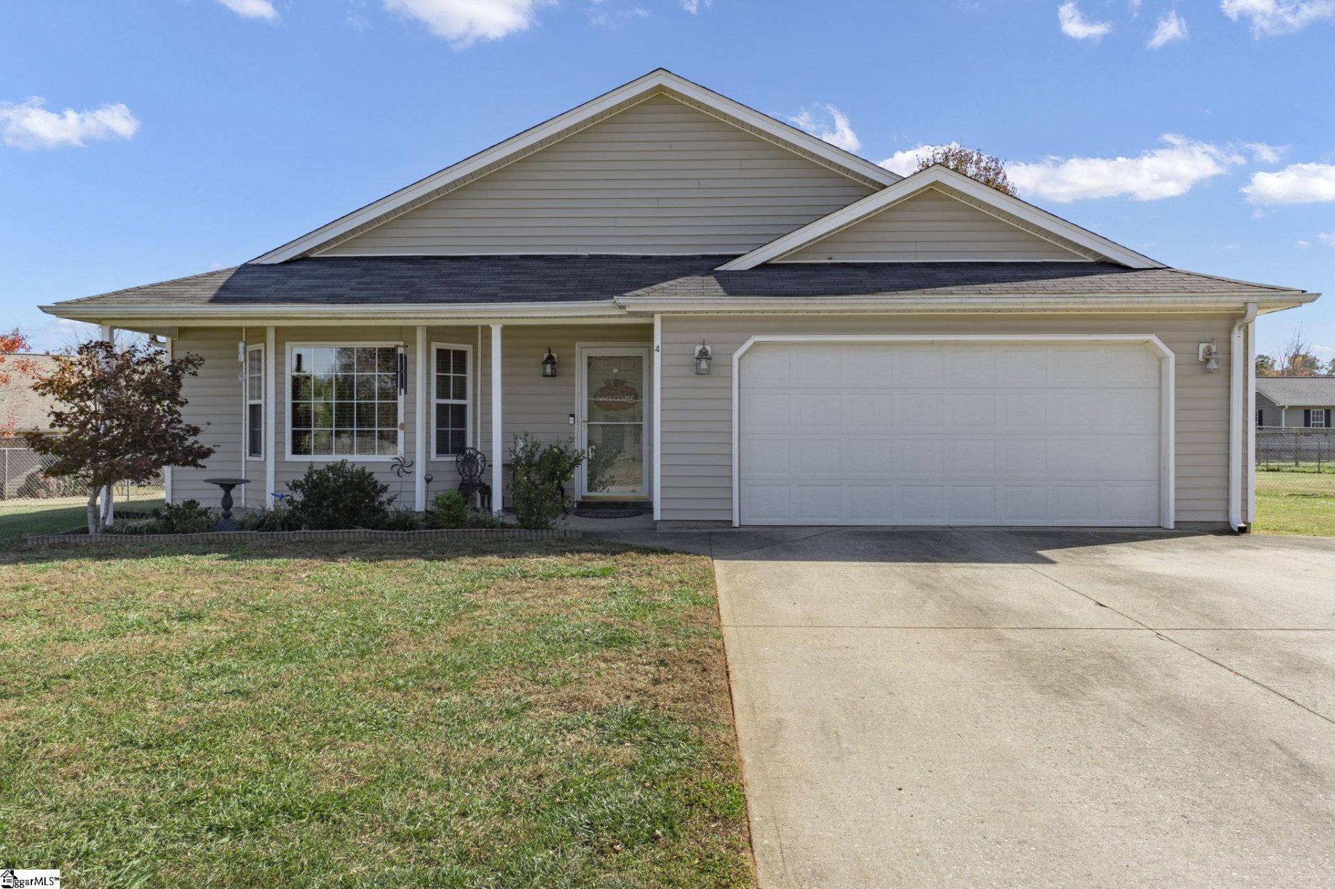 Property image 1 at 4 Viking Drive, Greer, SC 29651