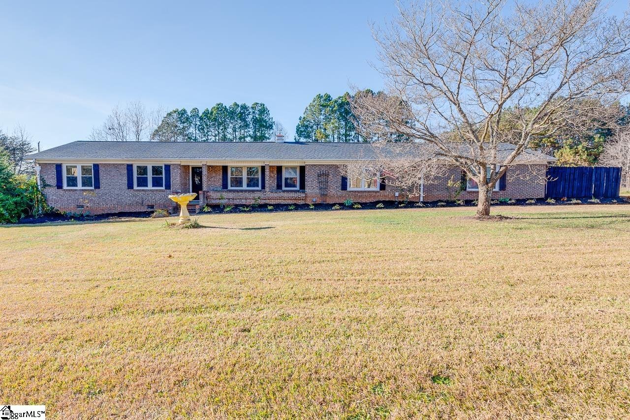 Property image 1 at 1026 Westwood Drive, Piedmont, SC 29673