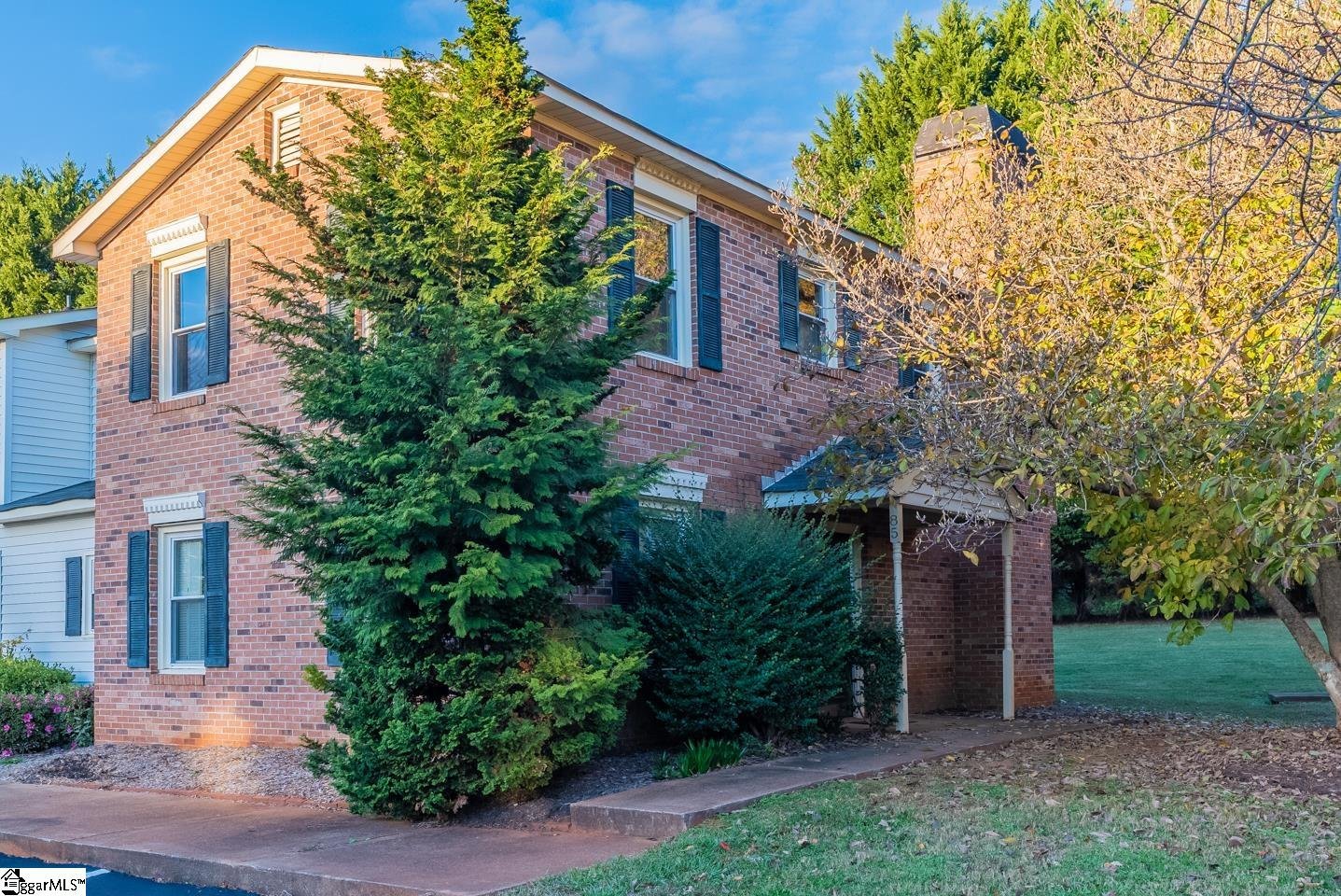 Property image 1 at 215 Duncan Chapel Road, Greenville, SC 29617