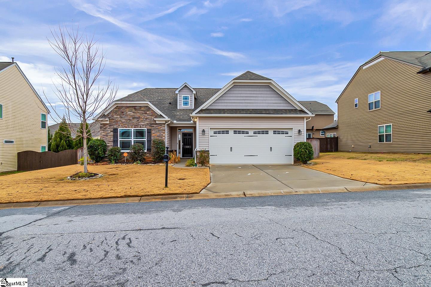 Property image 1 at 220 William Seth Court, Simpsonville, SC 29681