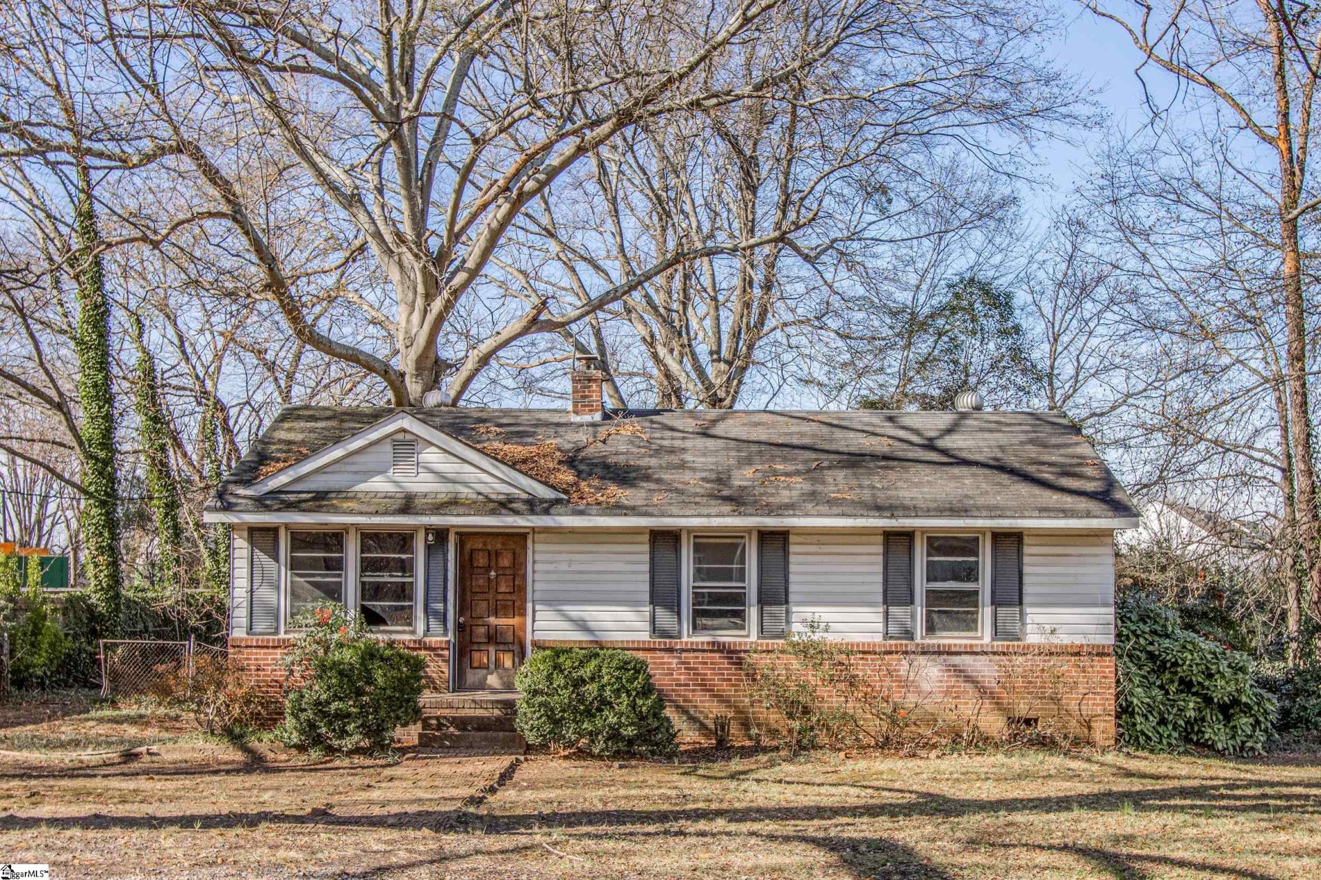 Property image 1 at 8 FAIRLANE Circle, Greenville, SC 29607
