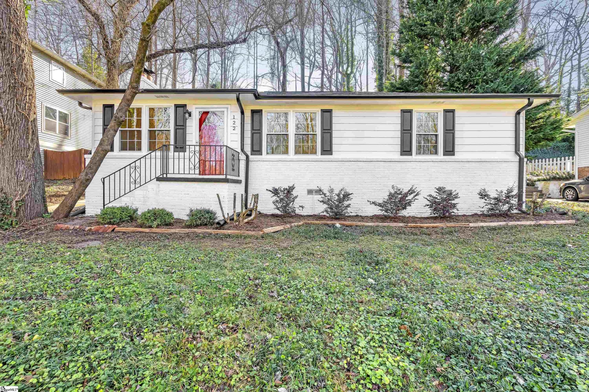 Property image 1 at 122 Brookside Circle, Greenville, SC 29609
