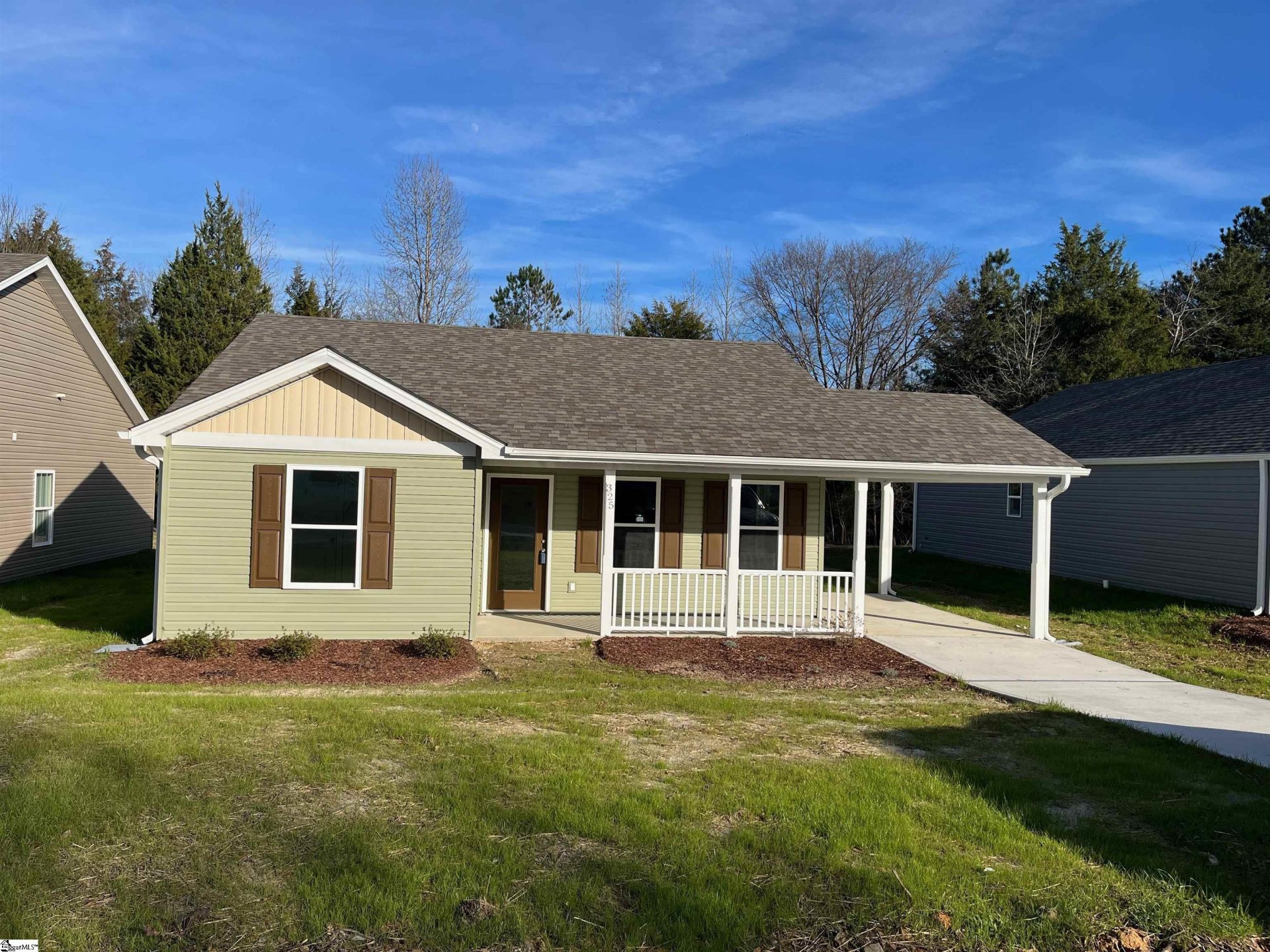 Property image 1 at 325 Dillon Drive, Clinton, SC 29325