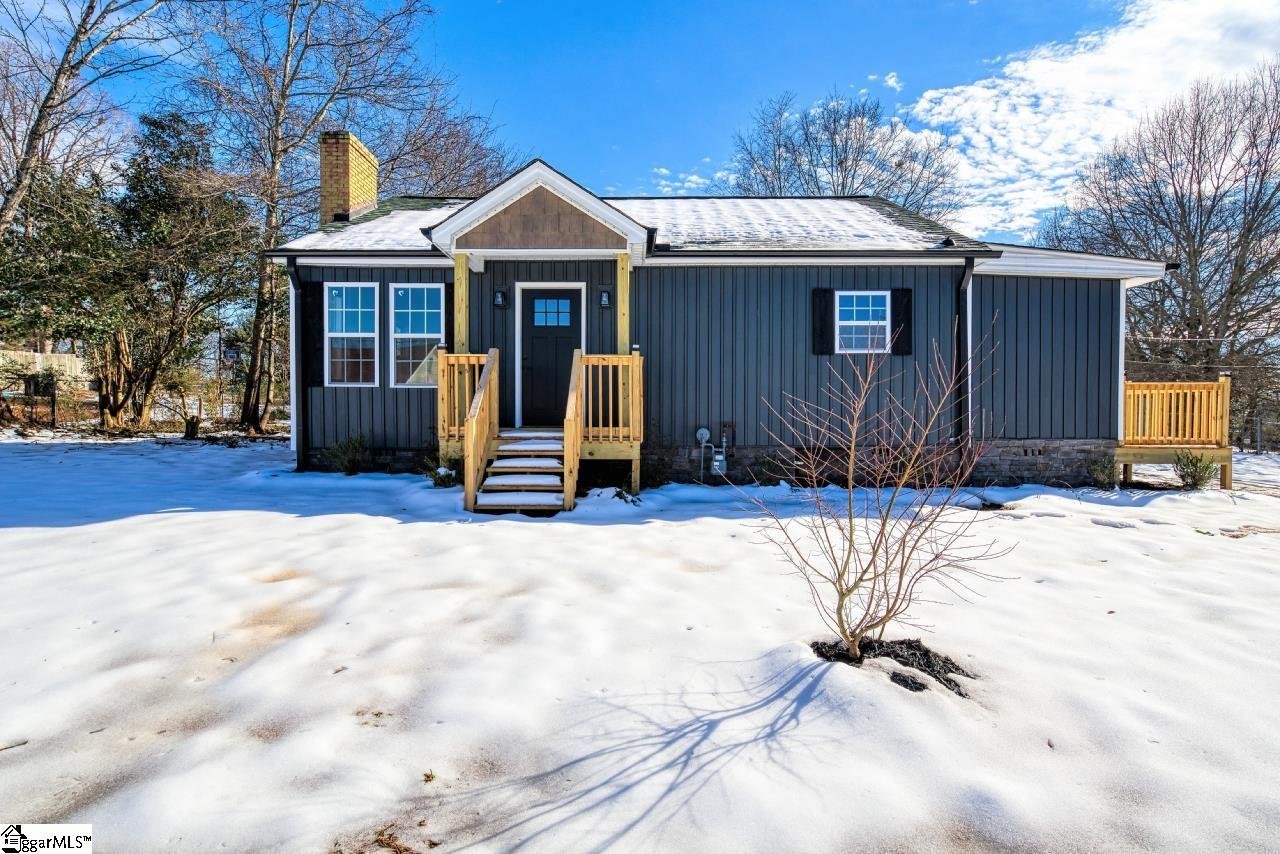 Property image 1 at 701 Blair Street, Easley, SC 29640