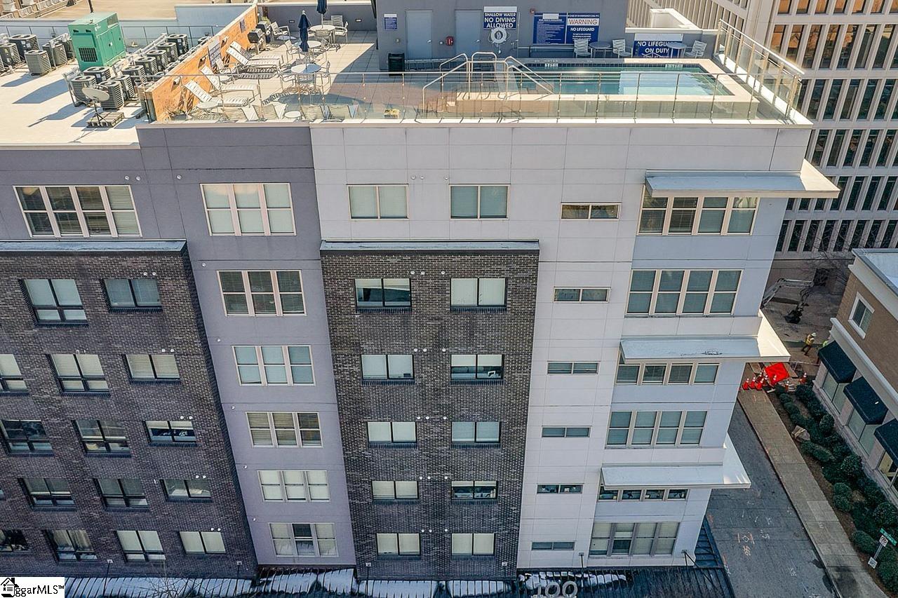 100 E Washington Street