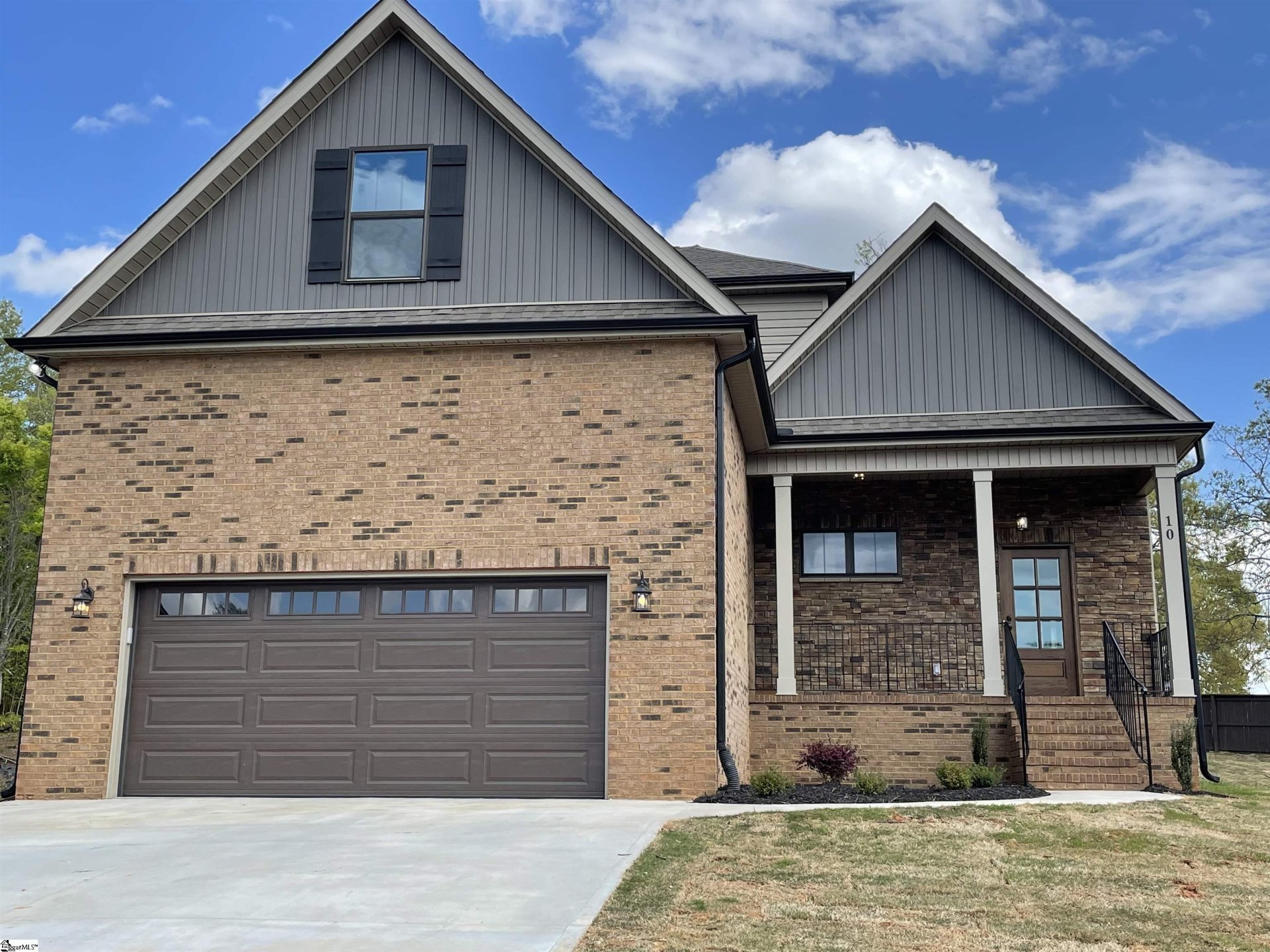 Property image 1 at 10 Peaceful Court, Fountain Inn, SC 29644