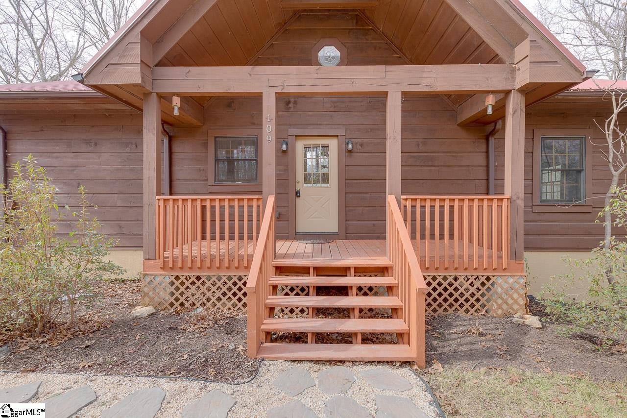 Property image 1 at 109 Blue Mountain Way, Cleveland, SC 29635