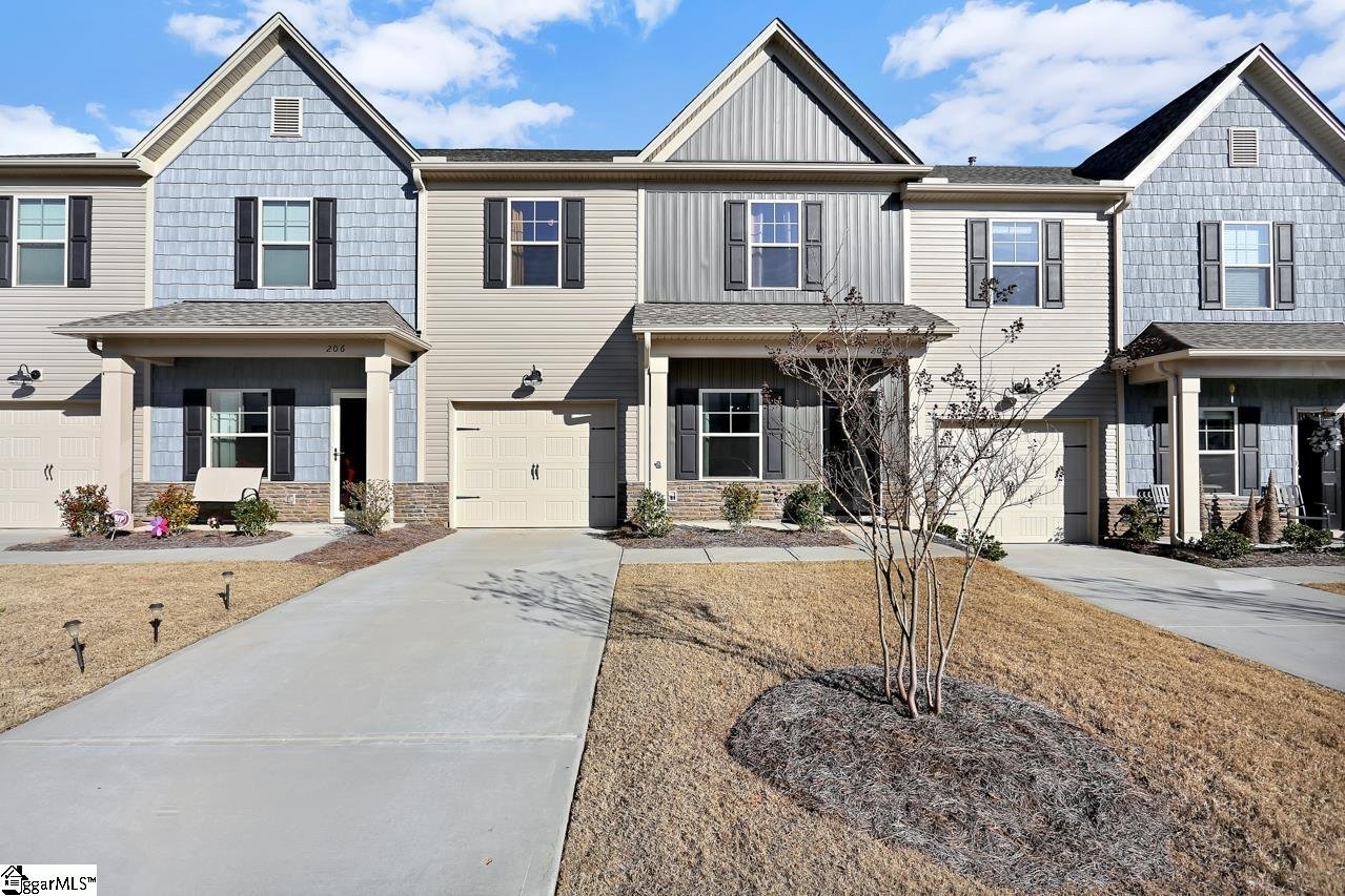 Property image 1 at 204 Fern Hollow Way, Mauldin, SC 29662