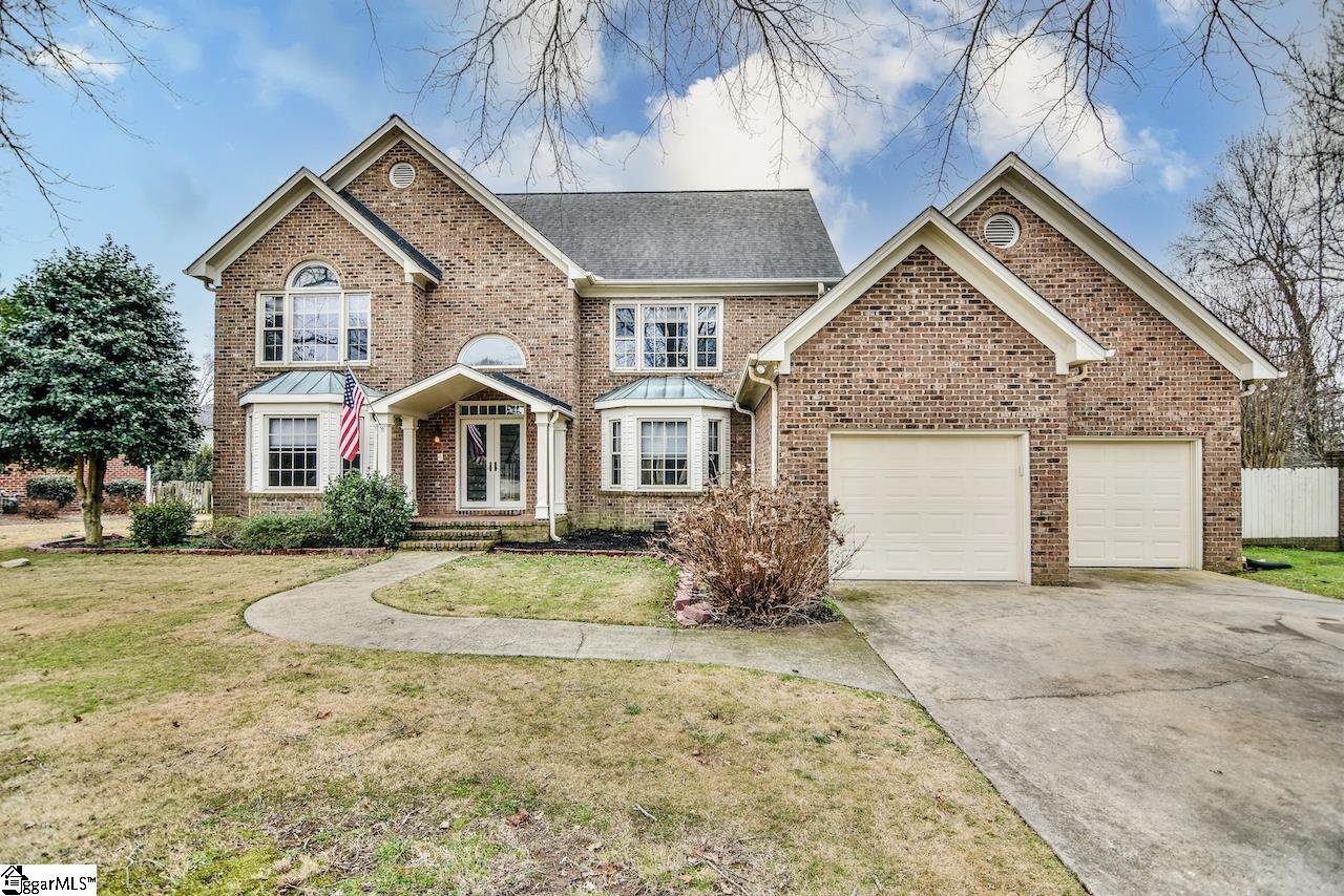 Property image 1 at 2 Meadowsweet Lane, Greenville, SC 29615