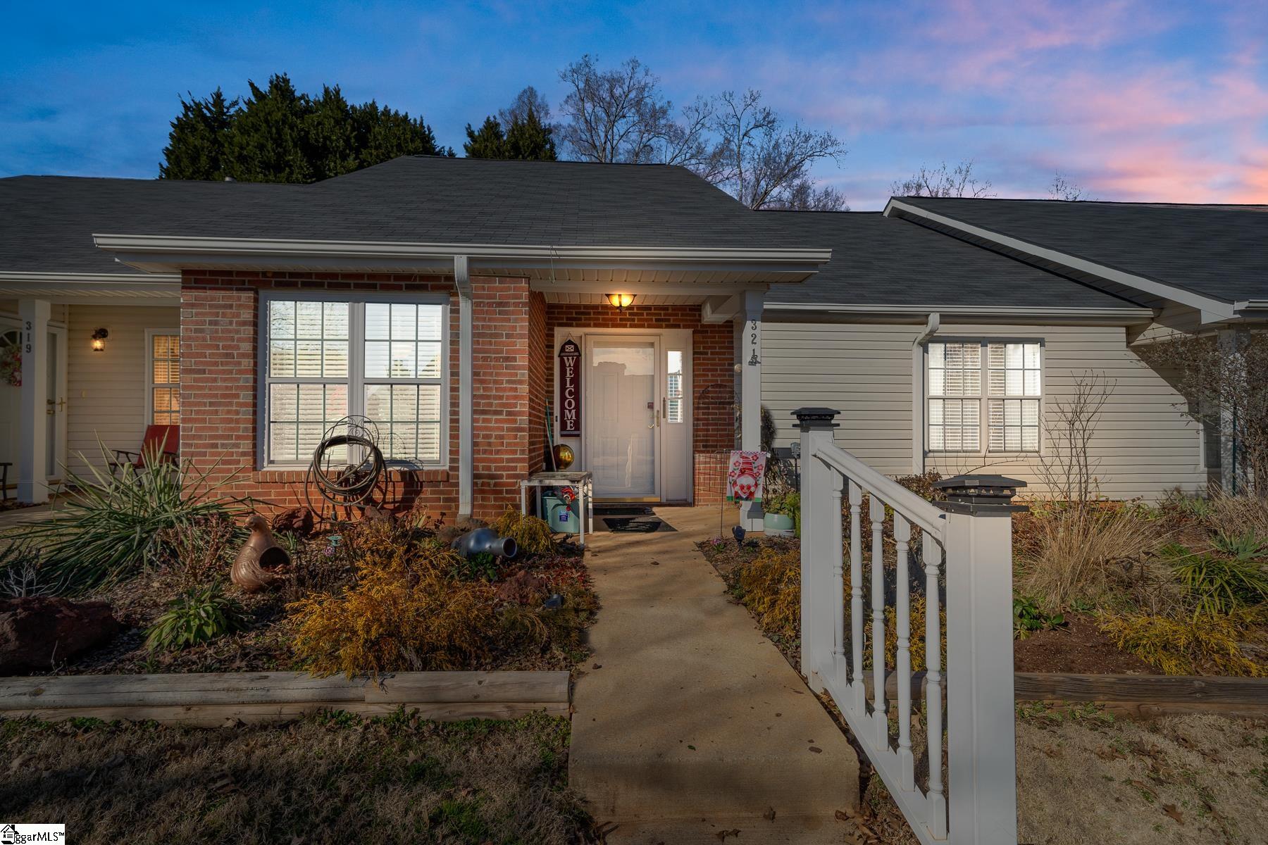 Property image 1 at 321 Woodruff Park Lane, Simpsonville, SC 29681