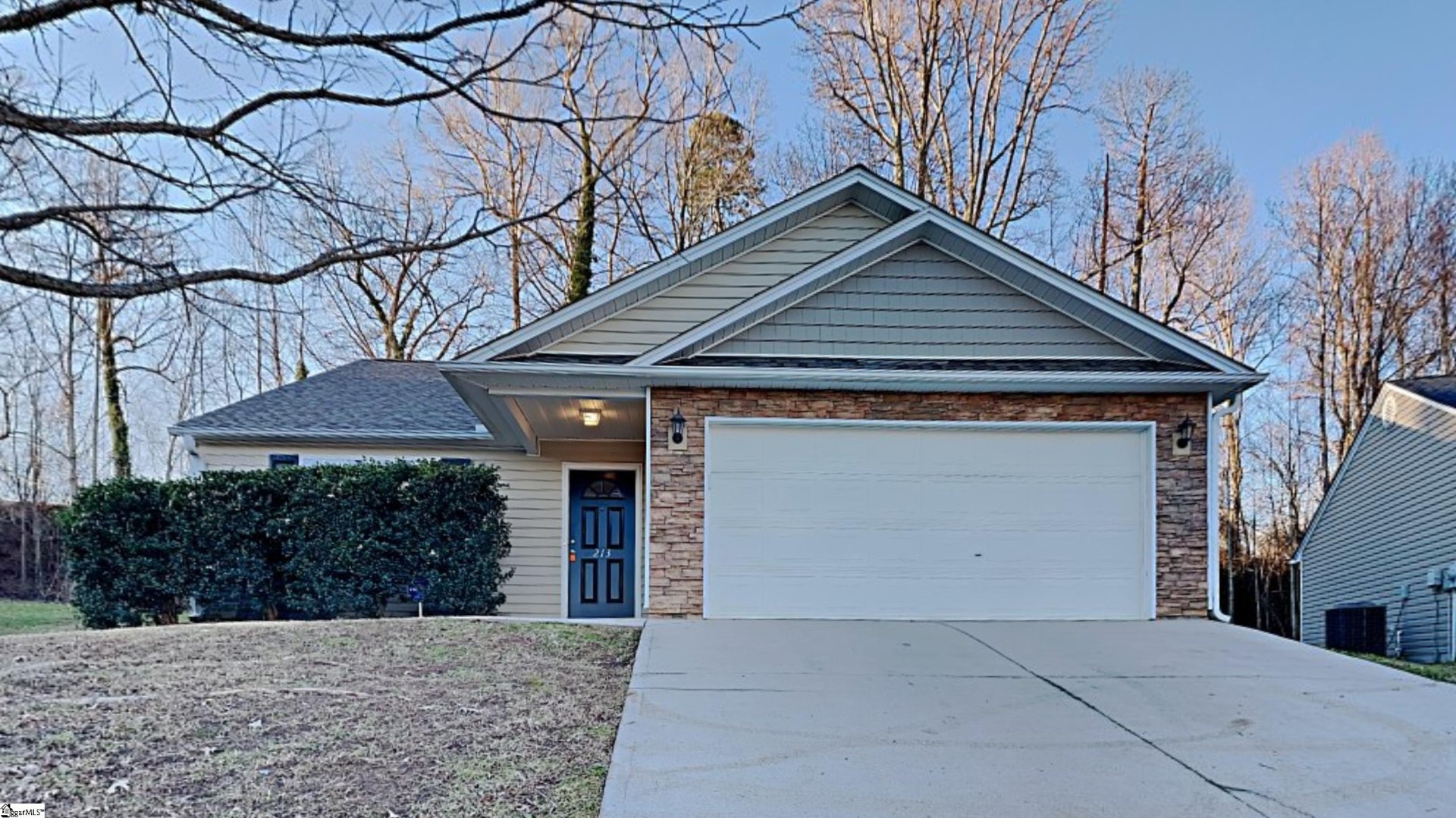 Property image 1 at 213 Haven Reach Way, Taylors, SC 29687