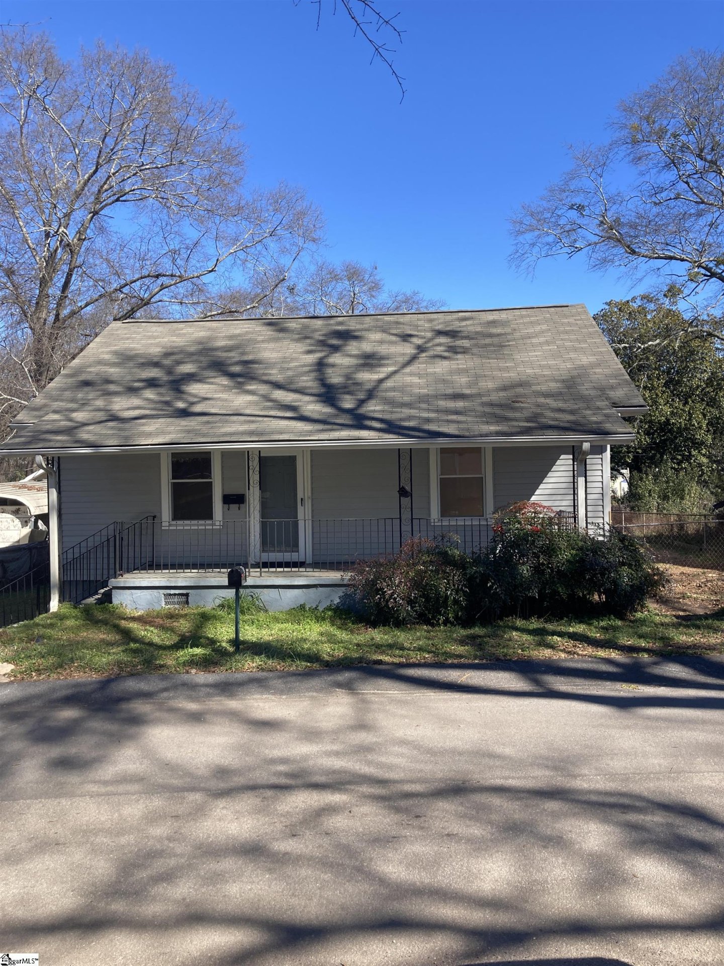Property image 1 at 26 Ross Street, Greenville, SC 29611