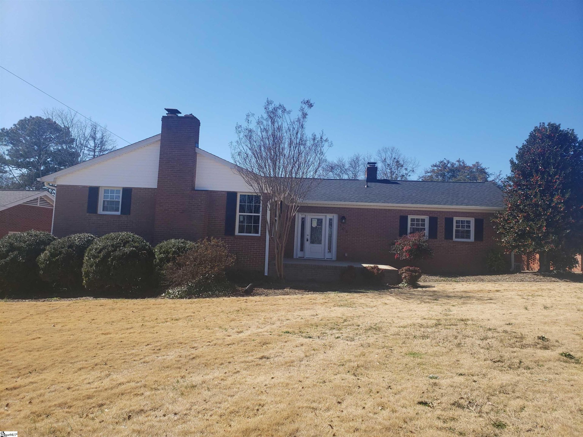 Property image 1 at 105 Oakdale Avenue, Greer, SC 29651