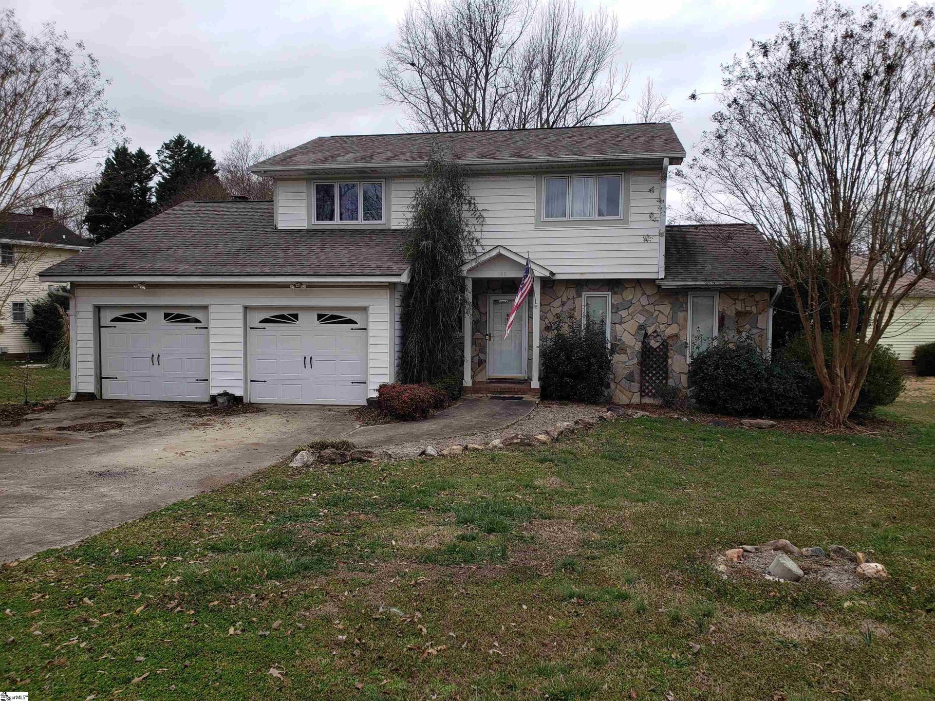 Property image 1 at 100 woodview Drive, Taylors, SC 29687-4511