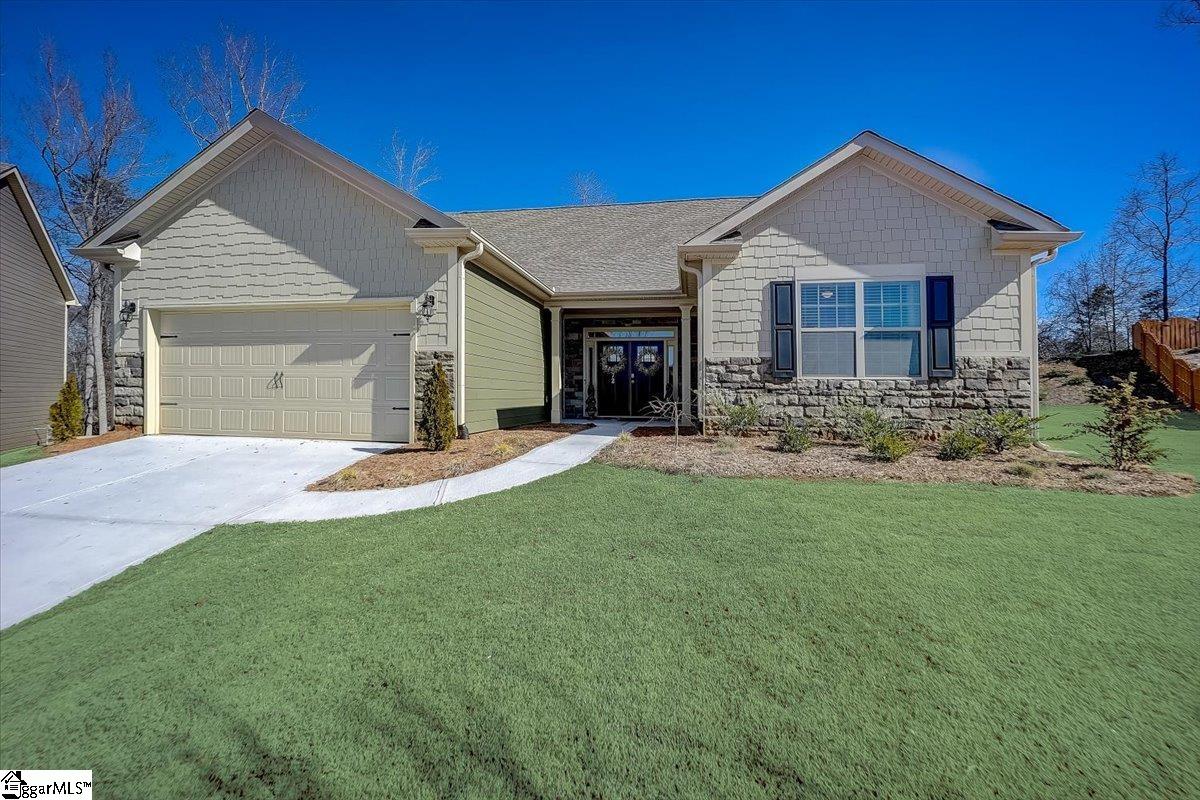 Property image 1 at 672 Diamond Ridge Way, Duncan, SC 29334