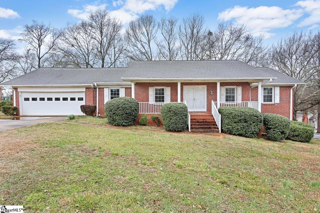 Property image 1 at 111 Lakemont Drive, Greer, SC 29651