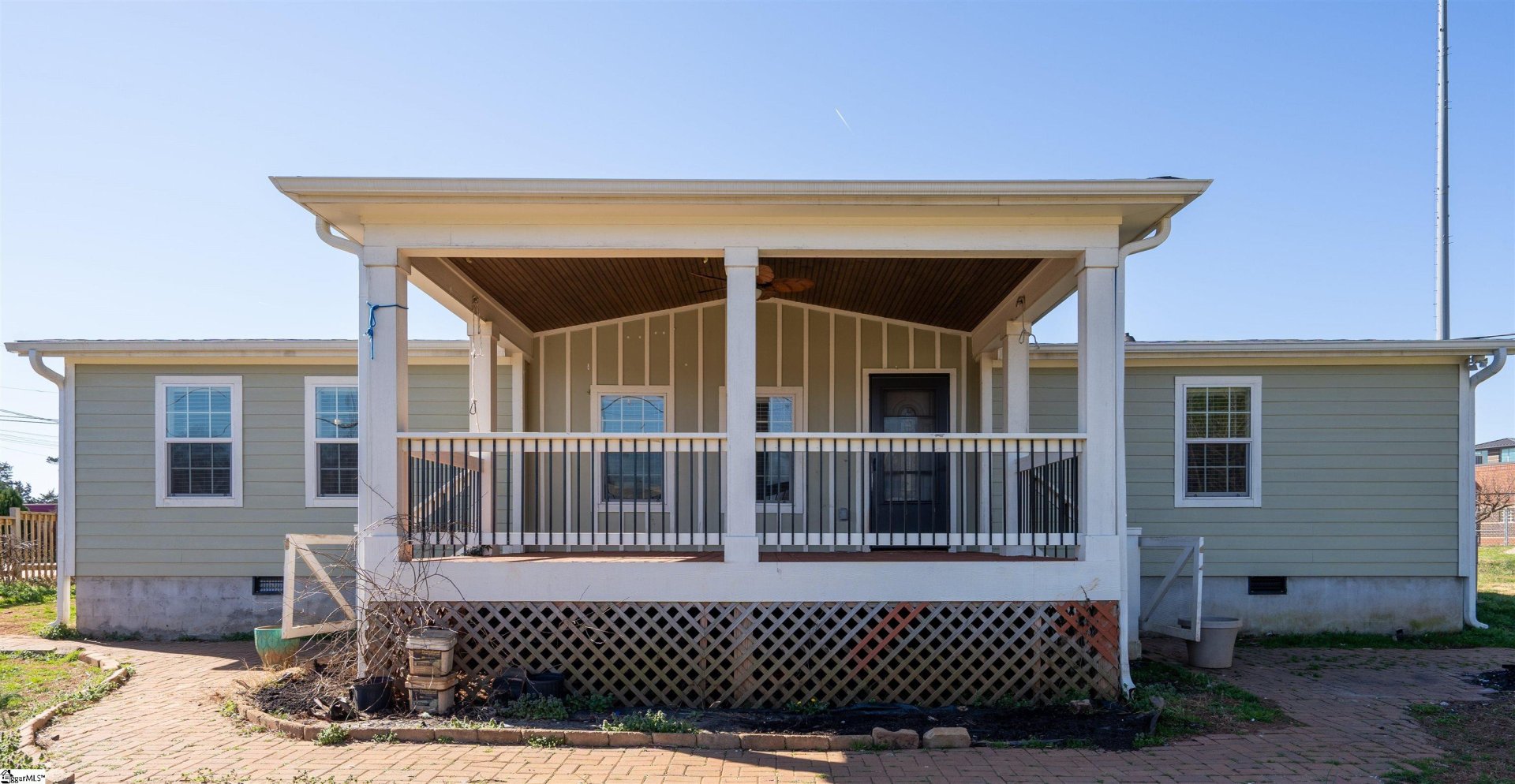 Property image 1 at 201 Empire Avenue, Greenville, SC 29611