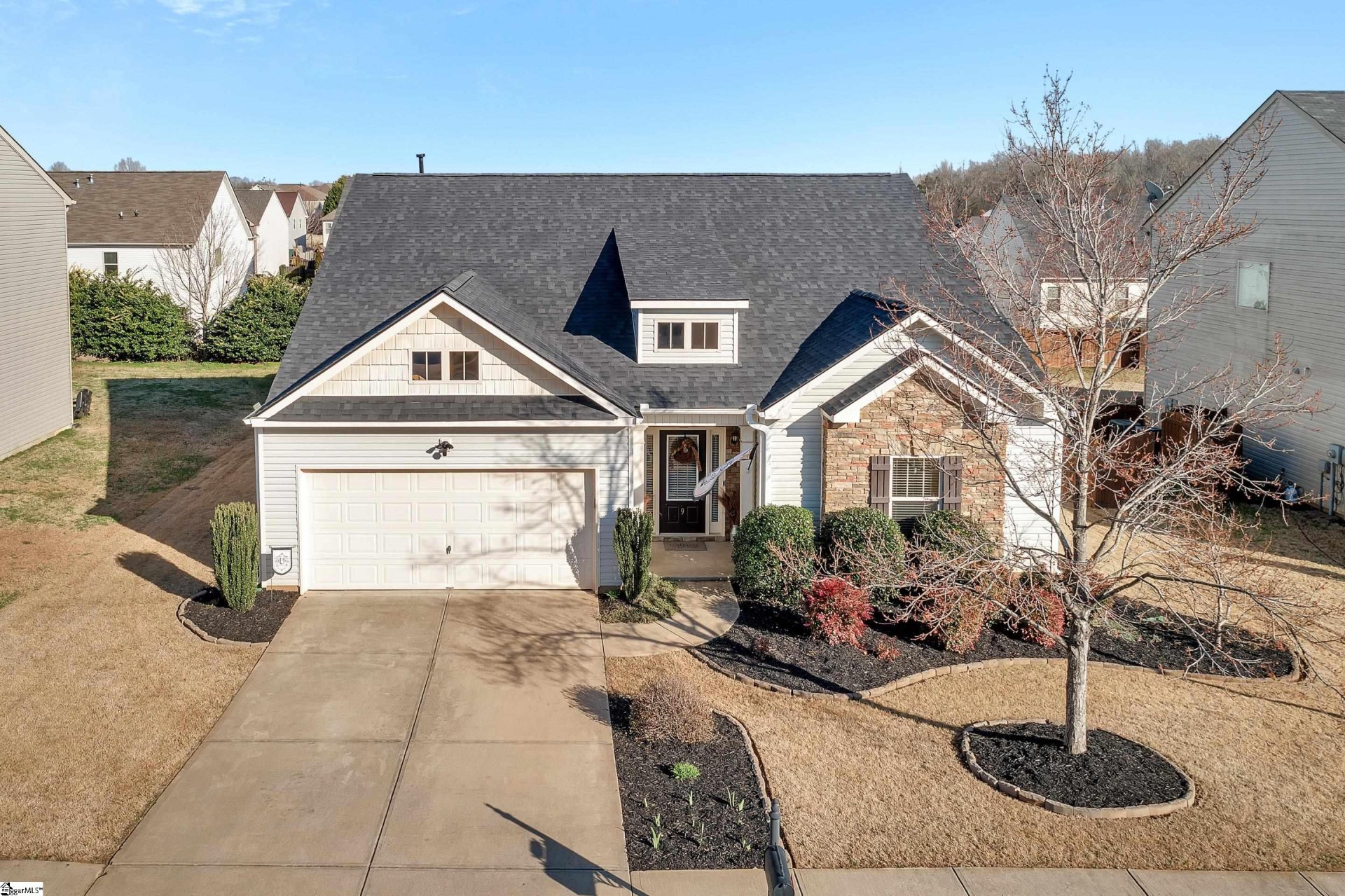 Property image 1 at 9 Sheepscot Court, Simpsonville, SC 29681-8154