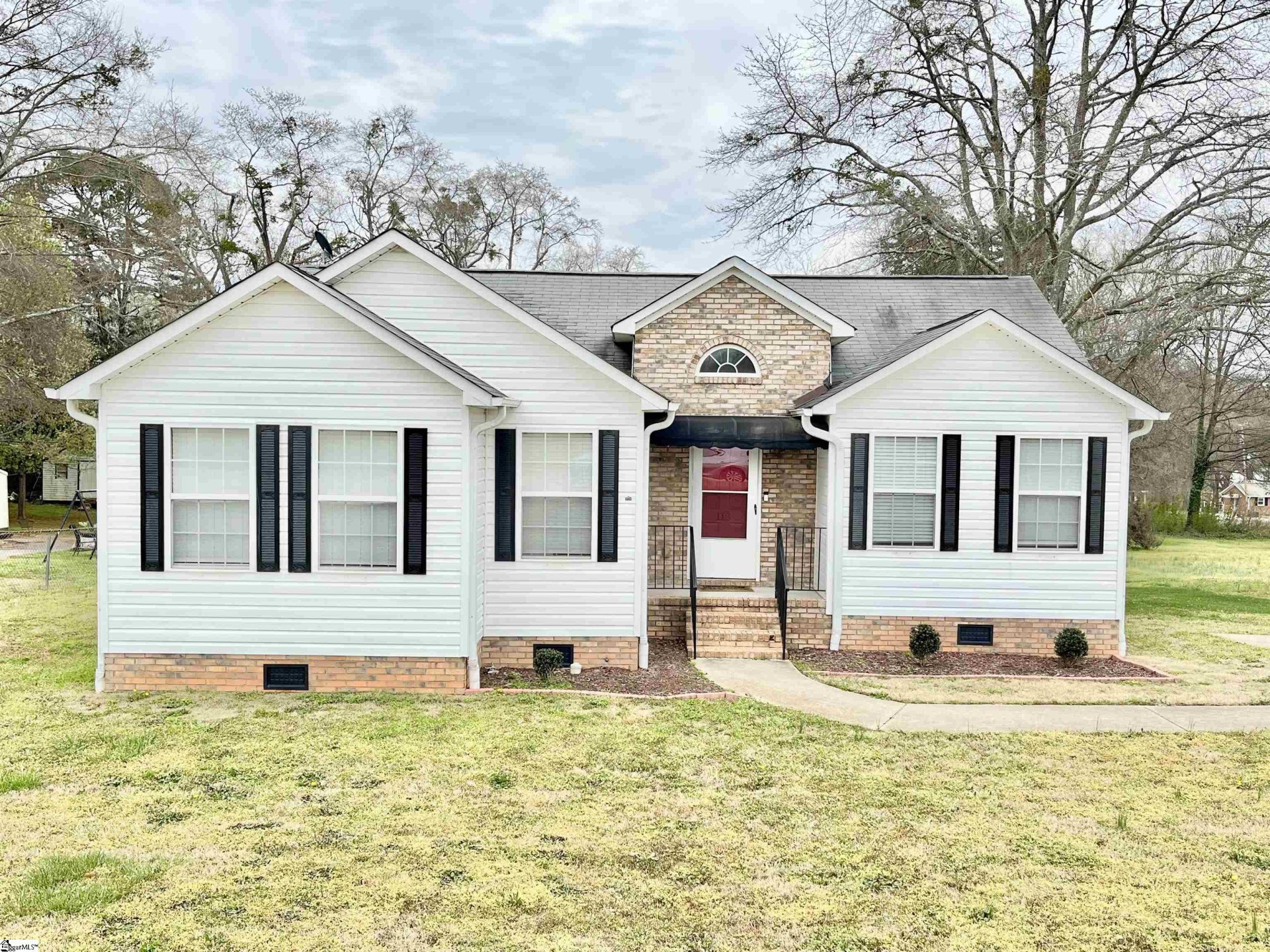 Property image 1 at 113 Morton Avenue, Simpsonville, SC 29681