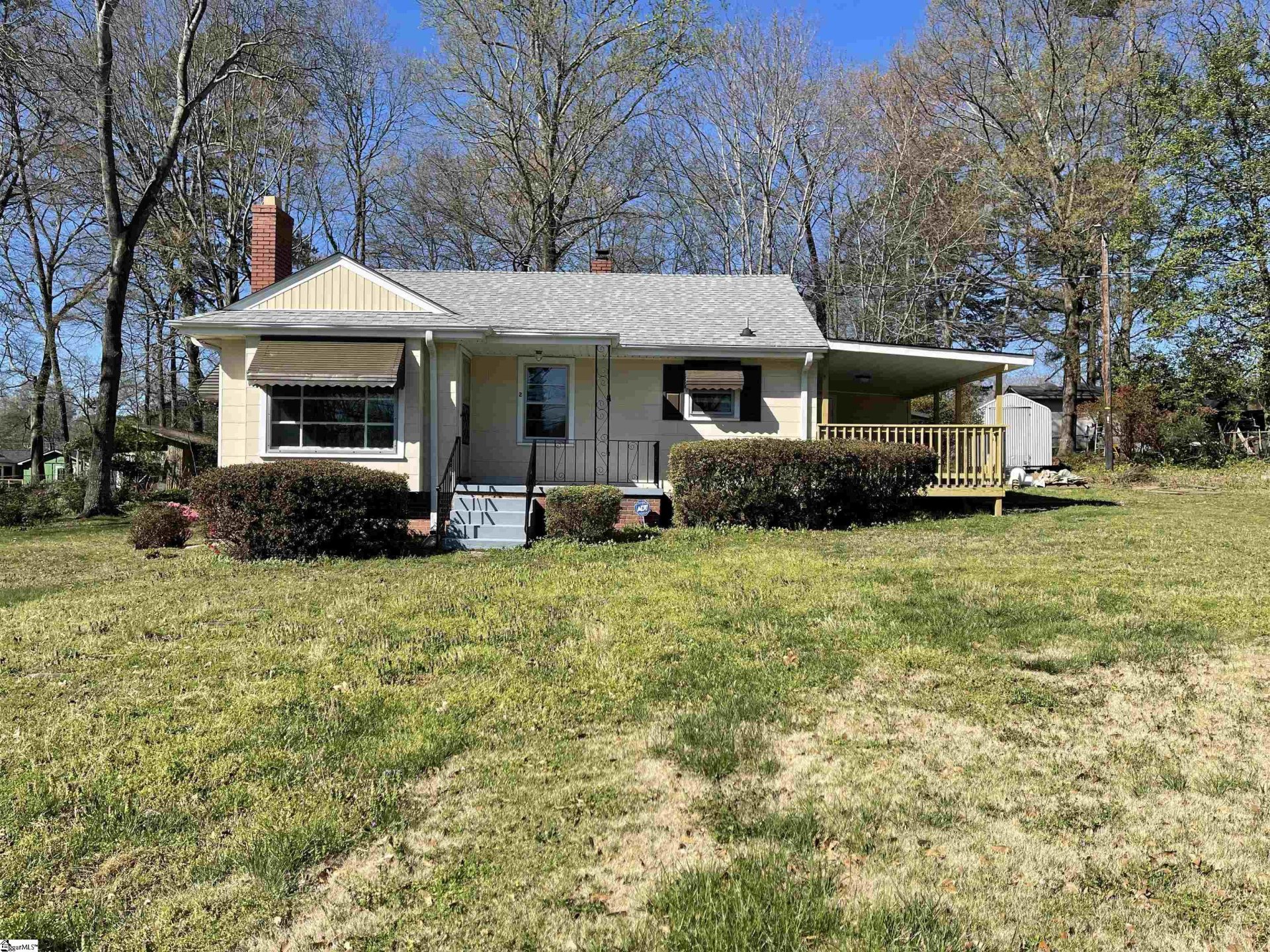 Property image 1 at 2 Tiffany Drive, Taylors, SC 29687