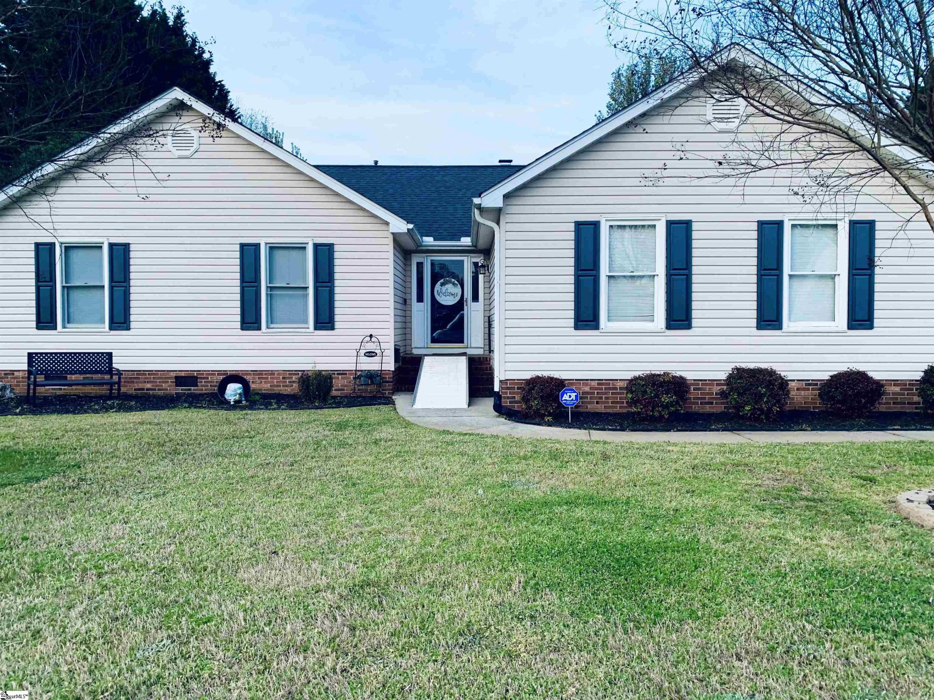 Property image 1 at 100 Tearose Lane, Simpsonville, SC 29681