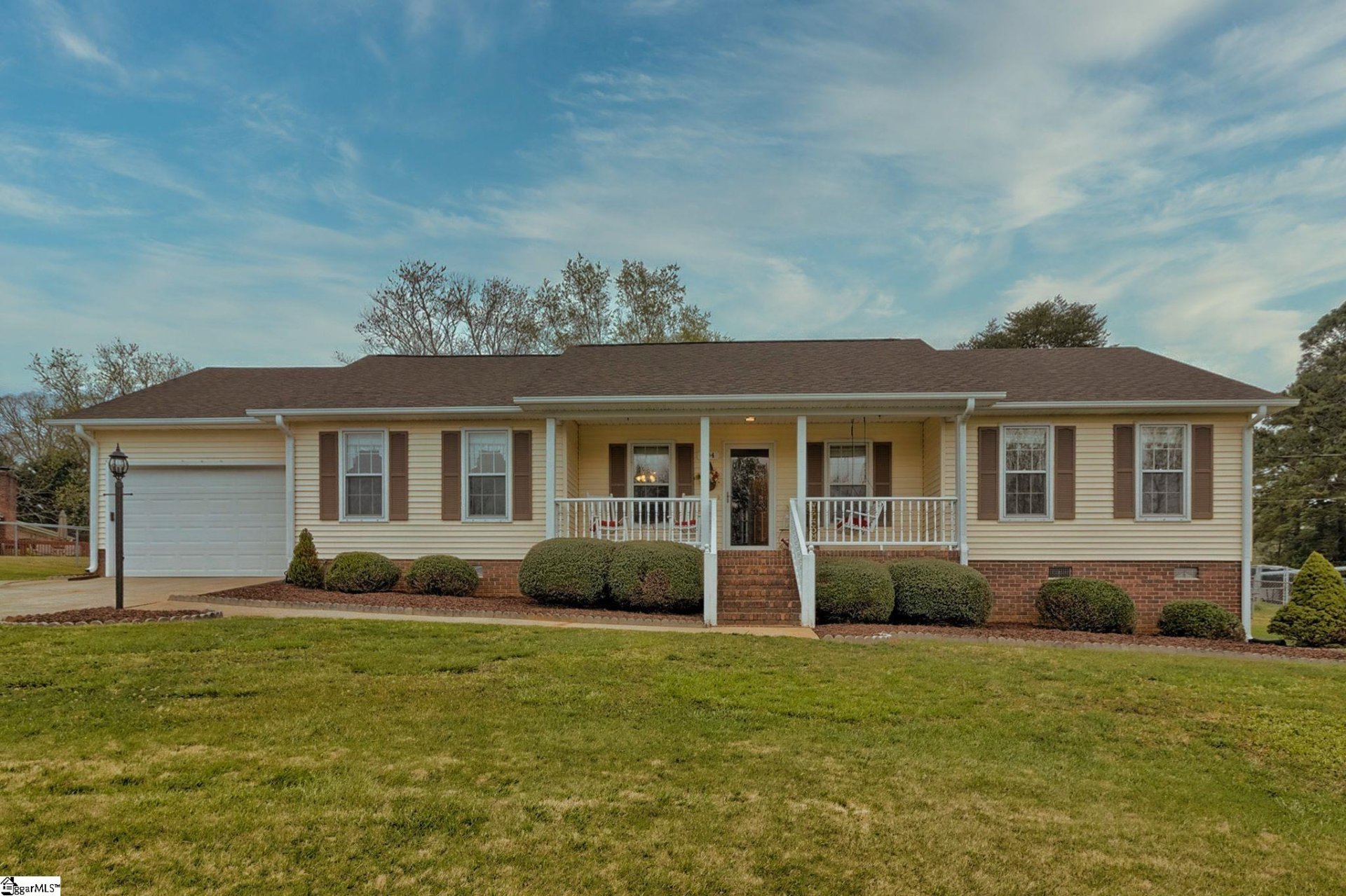 Property image 1 at 204 Woodward Way, Easley, SC 29640