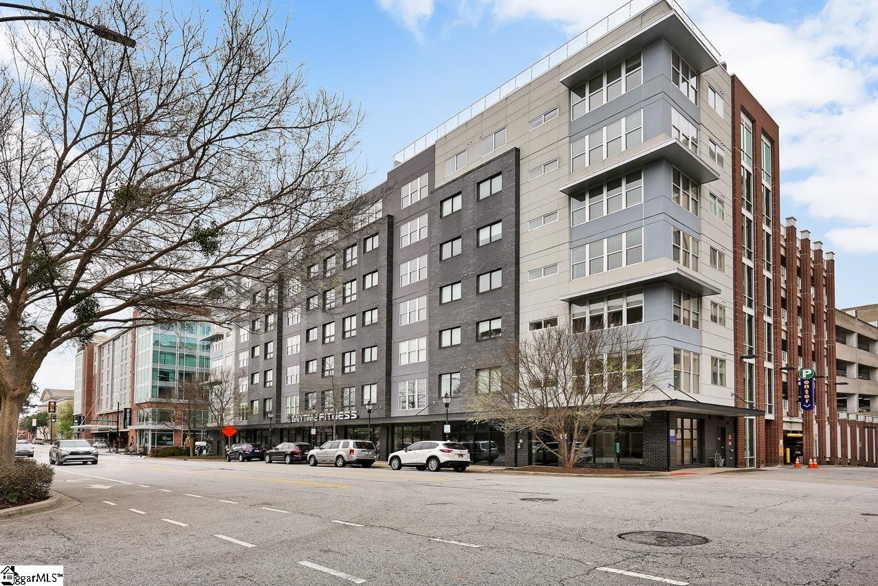 100 E Washington Street