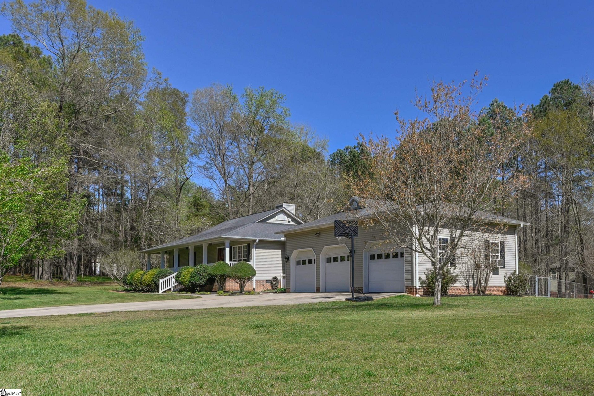 Property image 1 at 142 Carolina Way, Fountain Inn, SC 29644