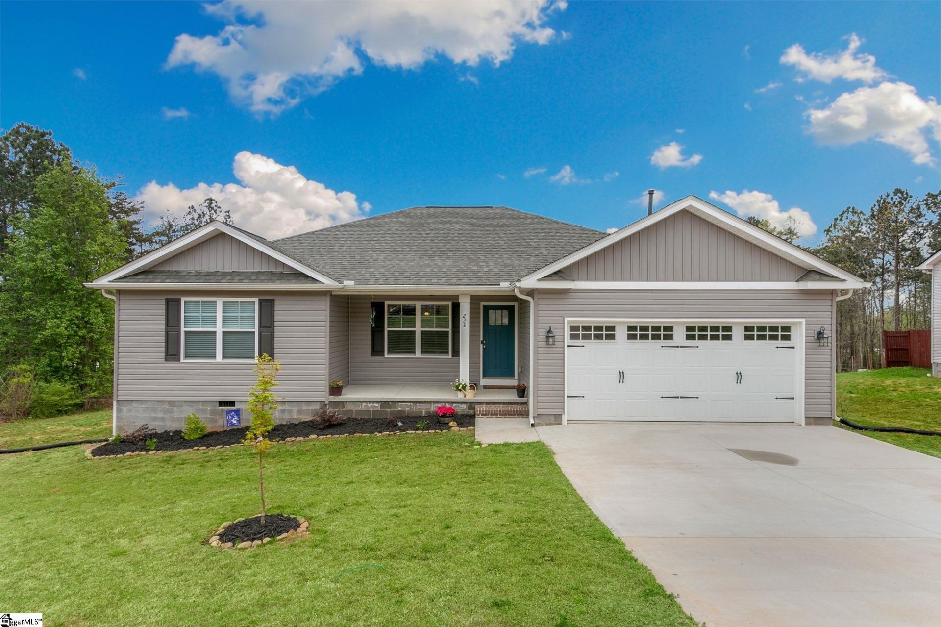 Property image 1 at 228 Hallmark Circle, Easley, SC 29642