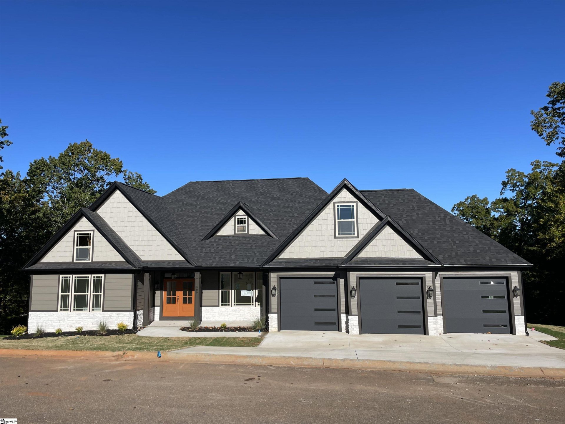 Property image 1 at 500 Apache Place, Marietta, SC 29661