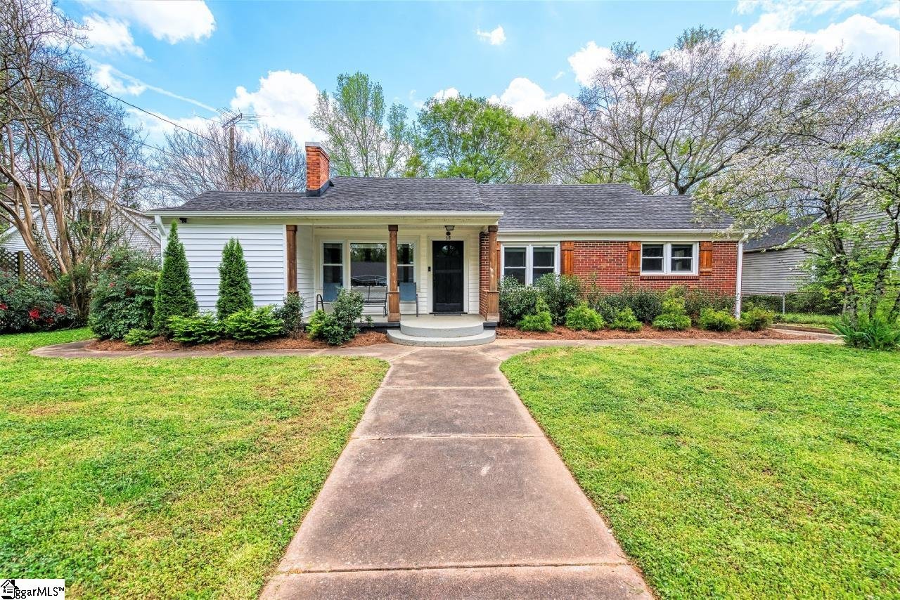 Property image 1 at 15 Circle Drive, Greenville, SC 29617