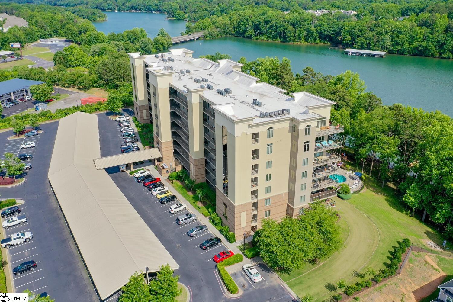 Property image 1 at 401 Watermarke Lane, Anderson, SC 29625