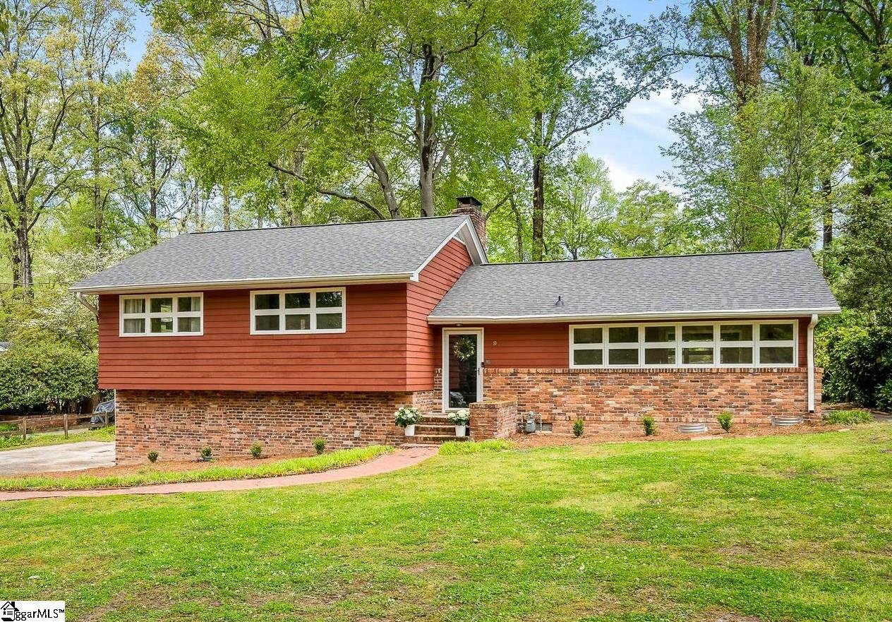 Property image 1 at 9 Tranquil Avenue, Greenville, SC 29615