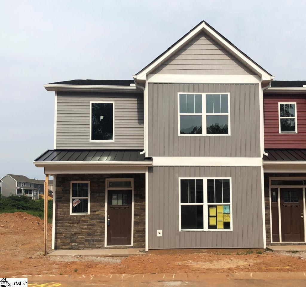 Property image 1 at 121 Creekland Way, Taylors, SC 29687