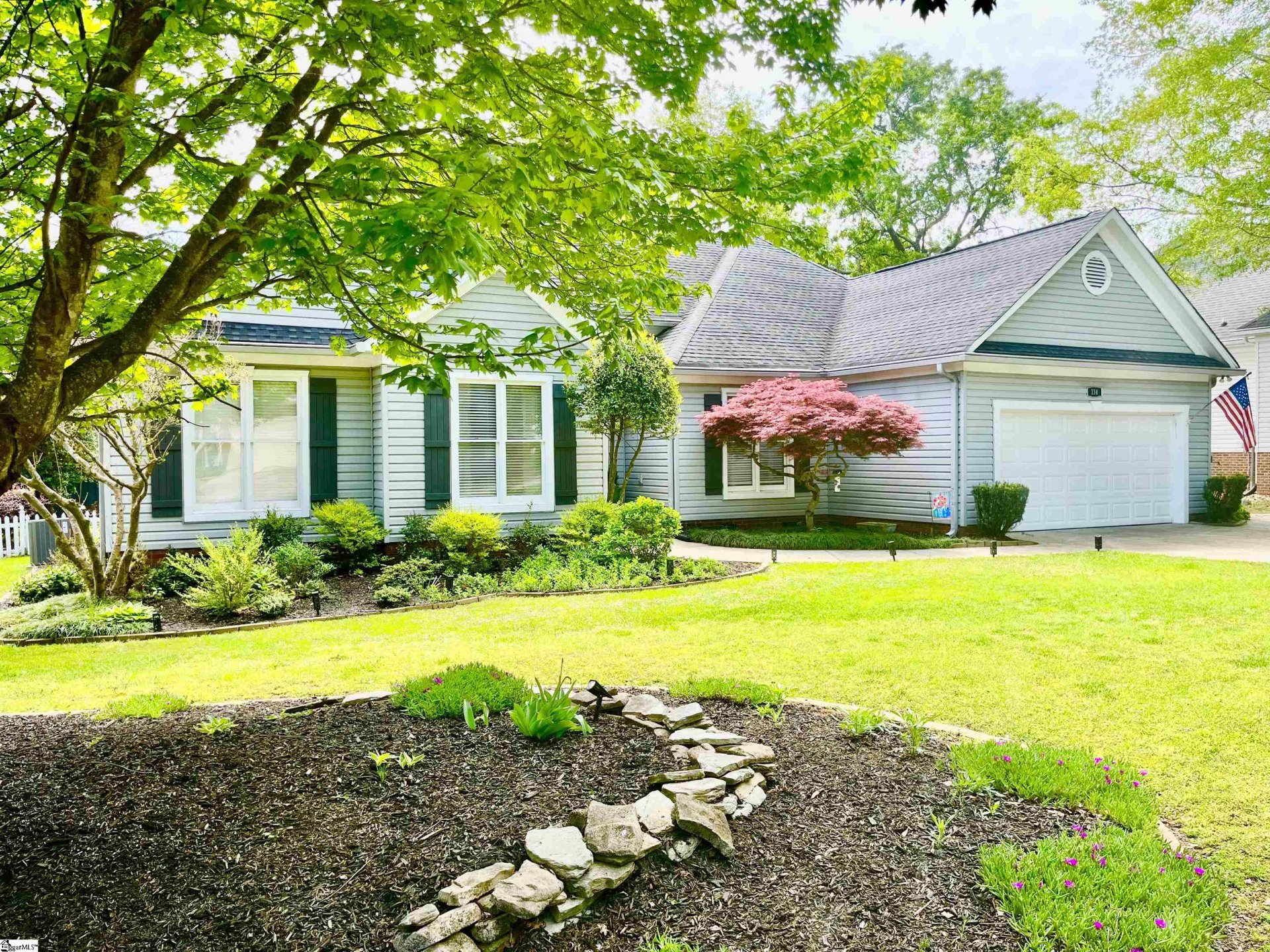 Property image 1 at 114 E Hypericum Lane, Greenville, SC 29615