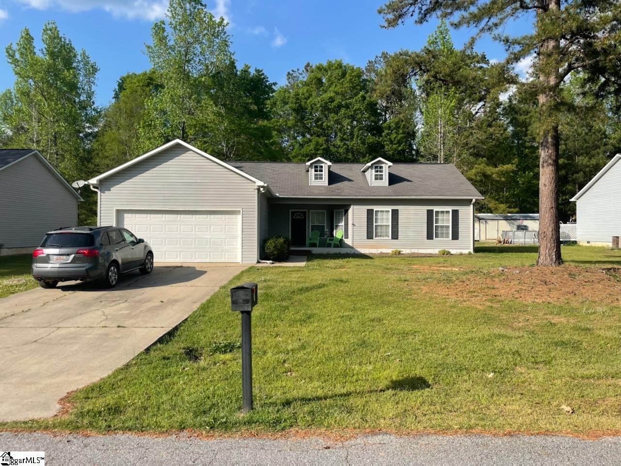 Property image 1 at 113 Stratford Place, Clinton, SC 29325