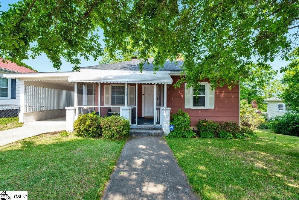 Property image 1 at 118 Park Street, Easley, SC 29640