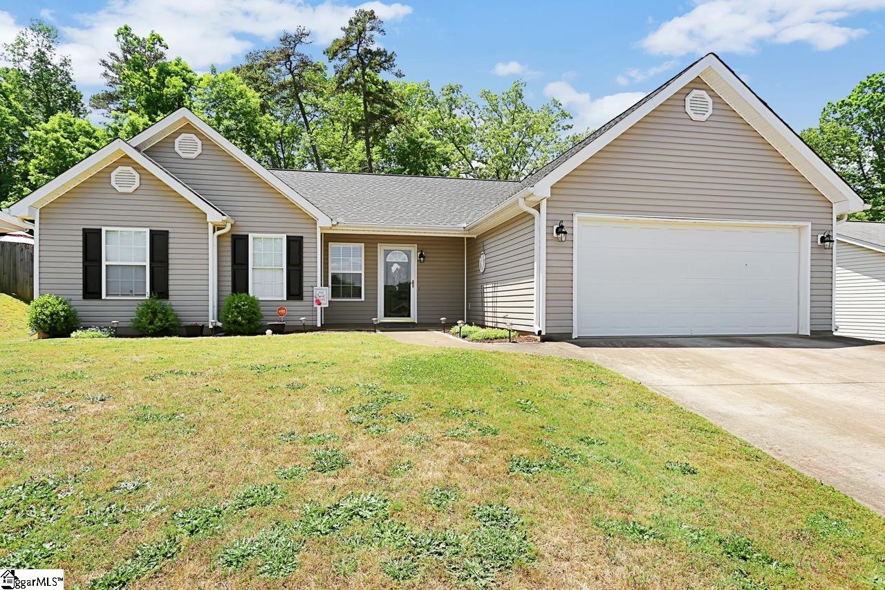 Property image 1 at 9 Juneau Court, Greenville, SC 29605