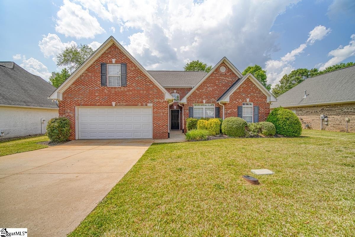 Property image 1 at 237 N Hamlet Court, Moore, SC 29369