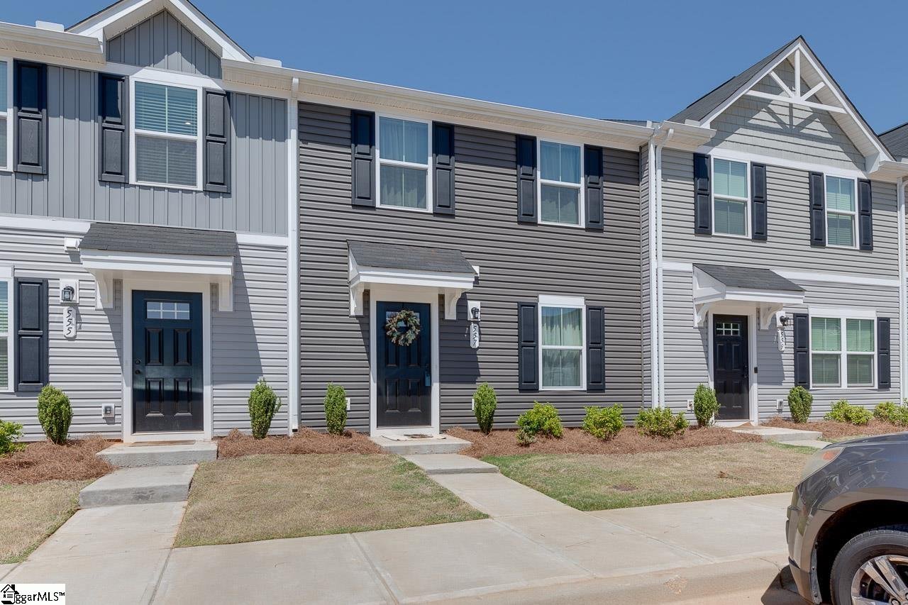Property image 1 at 557 Hampton Townes Drive, Greenville, SC 29617