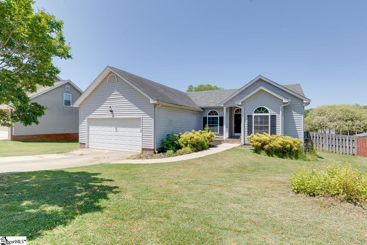 Property image 1 at 17 Leighton Court, Simpsonville, SC 29680