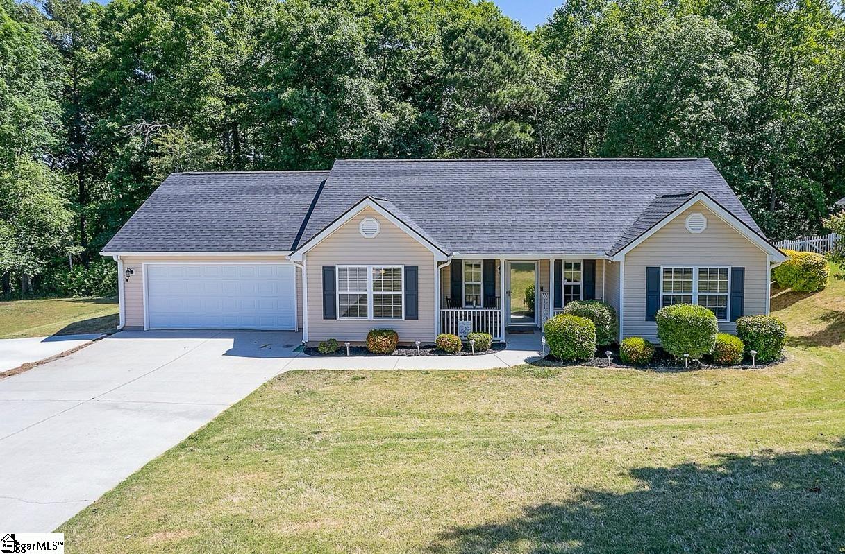 Property image 1 at 116 Templewood Court, Williamston, SC 29697