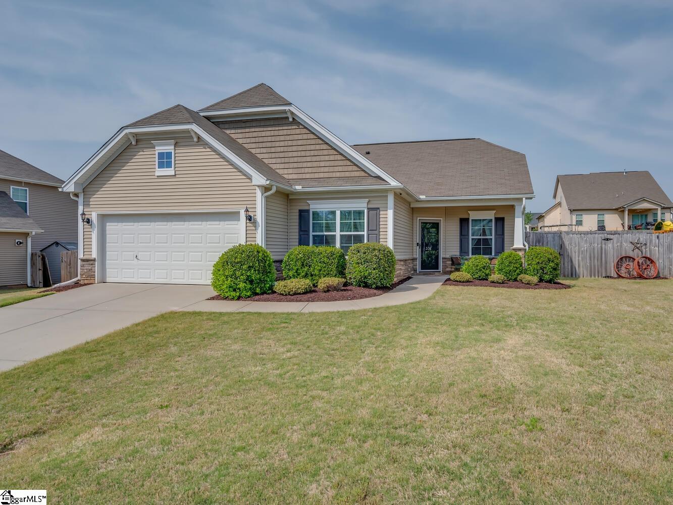 Property image 1 at 336 Slate Drive, Boiling Springs, SC 29316