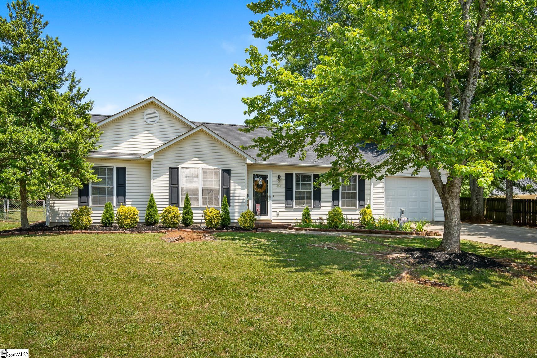 Property image 1 at 404 Cardoon Court, Spartanburg, SC 29303