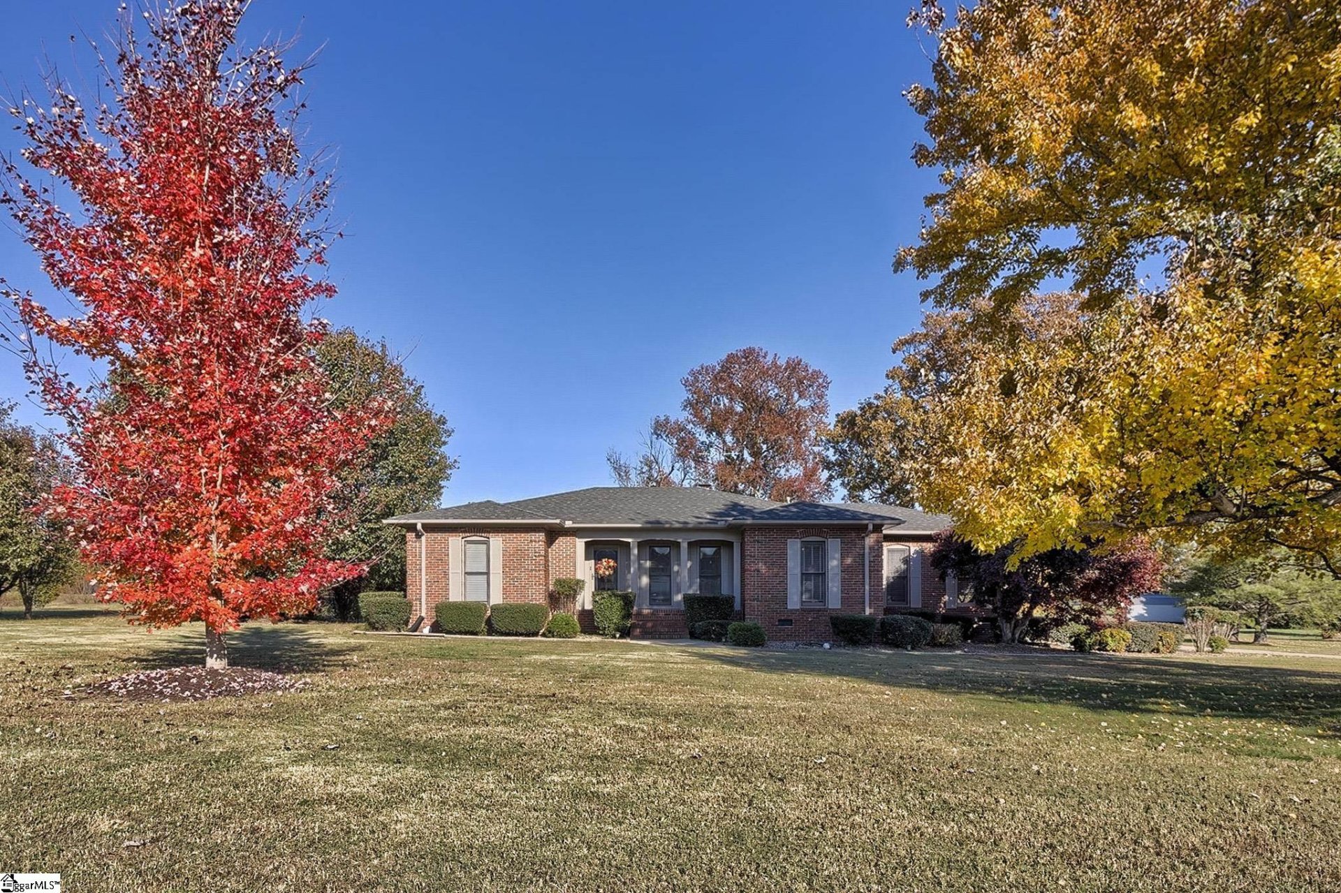 Property image 1 at 1613 Scuffletown Road, Fountain Inn, SC 29644